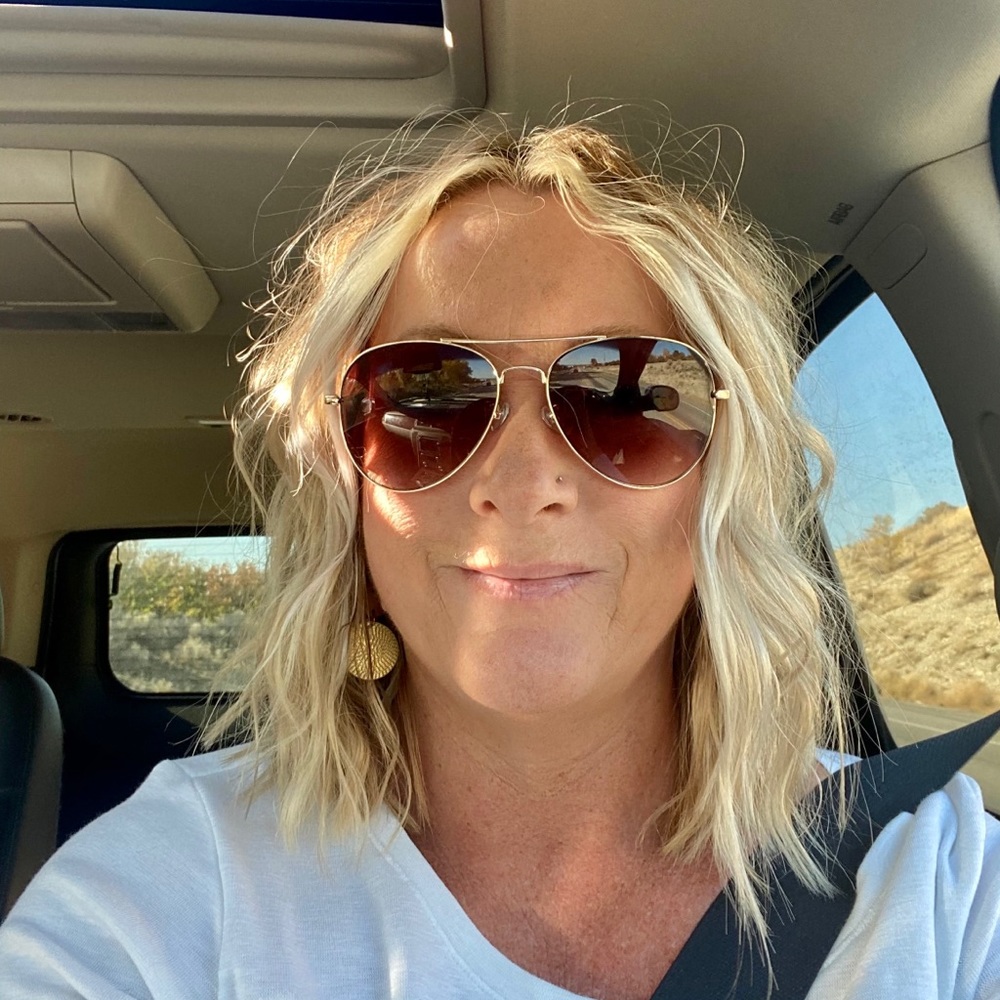 Meet your Posher, Libby